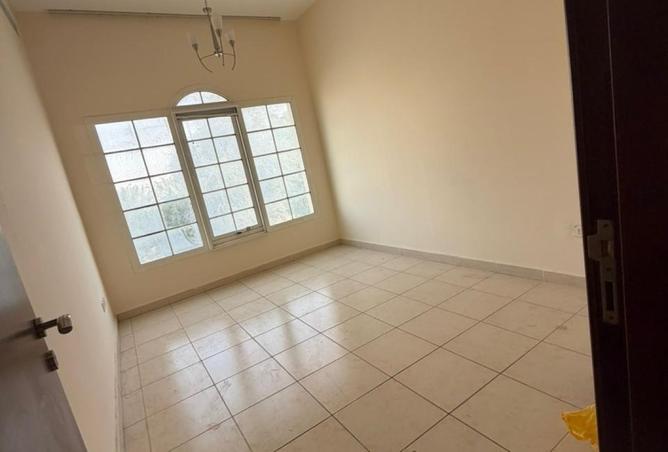 137429996 - Property Image 2