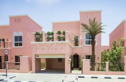 Villa - 4 Bedrooms - 5 Bathrooms for rent in Nad Al Sheba Villas - Nad Al Sheba 3 - Nad Al Sheba - Dubai Villa - 4 Bedrooms - 5 Bathrooms for rent in Nad Al Sheba Villas - Nad Al Sheba 3 - Nad Al Sheba - Dubai