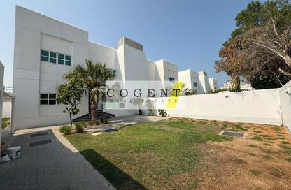 Villa - 4 - 4 for rent in Umm Suqeim 1 Villas - Umm Suqeim 1 - Umm Suqeim - Dubai