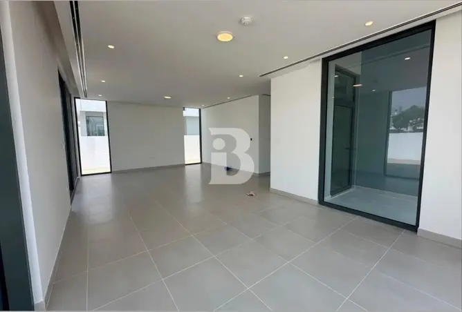152388290 - Property Image 2