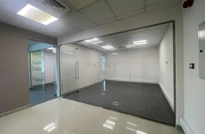 مكتب - استوديو - 2 حمامات للايجار في كابيتال جولدن تاور - الخليج التجاري - دبي