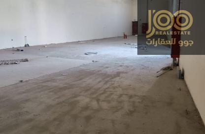 مستودع - استوديو - 1 للايجار في أم الثعوب - أم القيوين