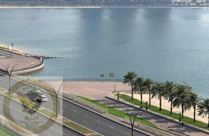Apartment - 4 Bedrooms - 5 Bathrooms for rent in Al Khan Corniche - Al Khan - Sharjah