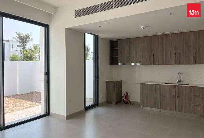 166525147 - Property Image 3