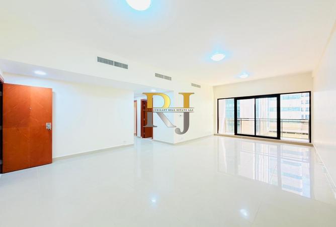102831926 - Property Image 2