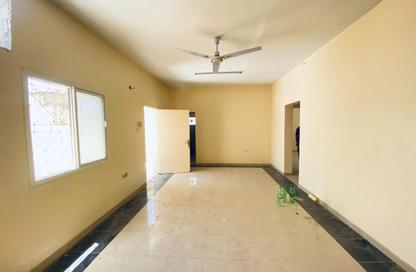 Villa - 2 Bedrooms - 3 Bathrooms for rent in Al Nakheel - Ras Al Khaimah
