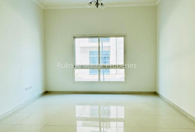 Premium 2BHK |80k| Gym & Covered Free Parking photo 2