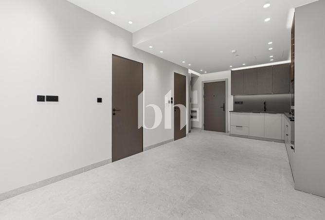 Pay up to 6 | Brand New | Semi Furnished One Bed photo 3