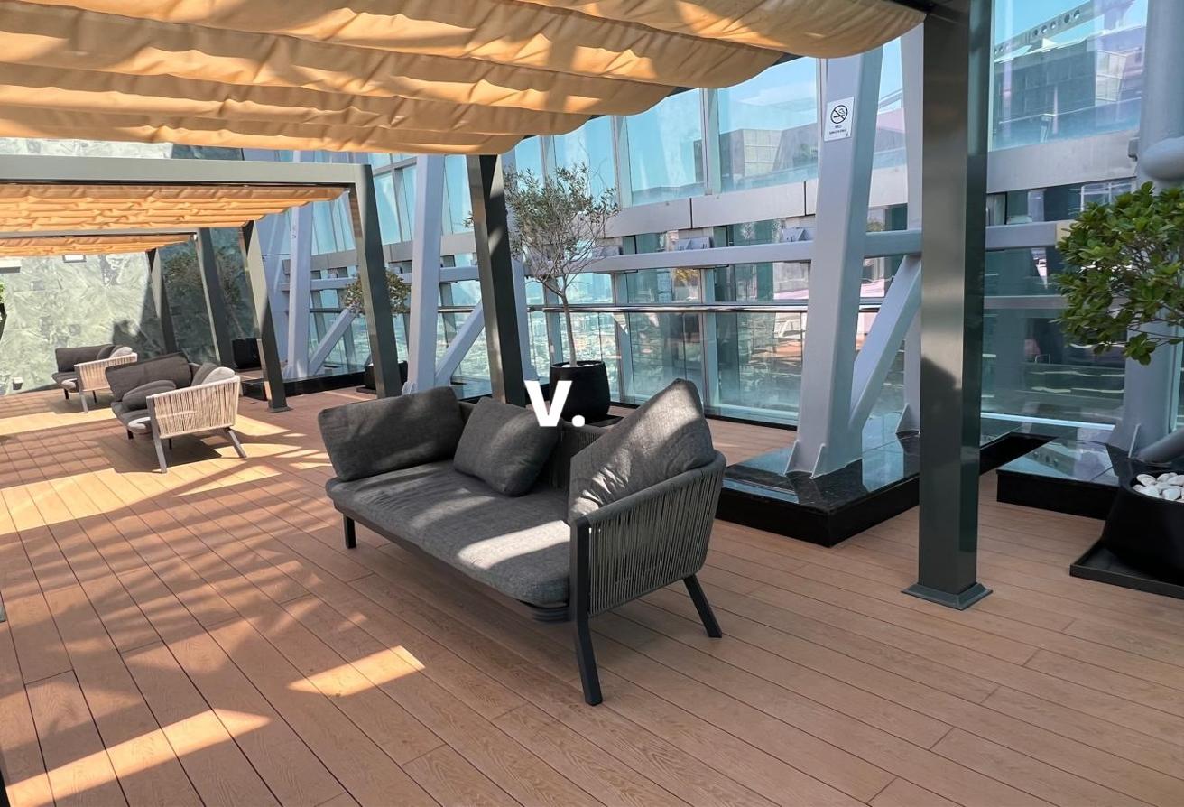 Great Offer | Spacious Layout | Close to Metro photo 19