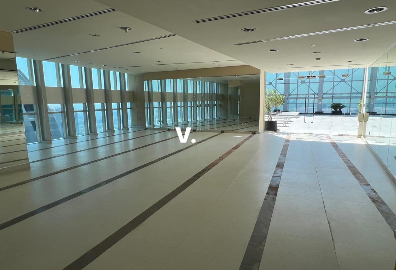 Great Offer | Spacious Layout | Close to Metro photo 10