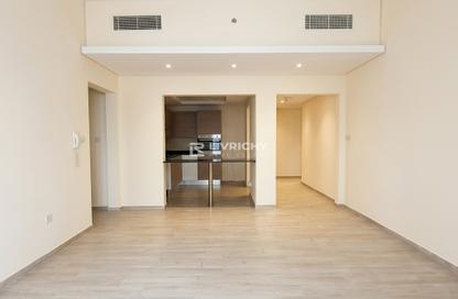 Apartment - 1 Bedroom - 2 Bathrooms for rent in Oxford Residence 1 - District 13 - Jumeirah Village Circle - Dubai