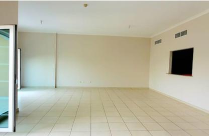 Apartment - 3 Bedrooms - 5 Bathrooms for rent in Ritaj H - Ritaj (Residential Complex) - Dubai Investment Park (DIP) - Dubai