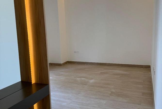 53173317 - Property Image 2