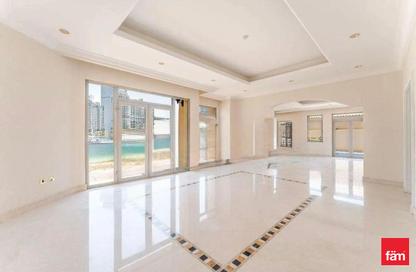 Villa - 5 Bedrooms - 6 Bathrooms for rent in Garden Homes Frond A - Garden Homes - Palm Jumeirah - Dubai