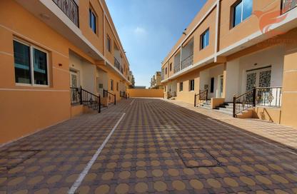 مجمع سكني - 4 غرف نوم - 4 حمامات للايجار في القصيدات - رأس الخيمة