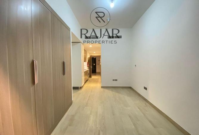 92728060 - Property Main Image