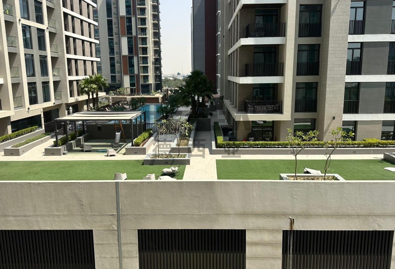 BIG LAYOUT - GREAT LOCATION - AMAZING COMMUNITY