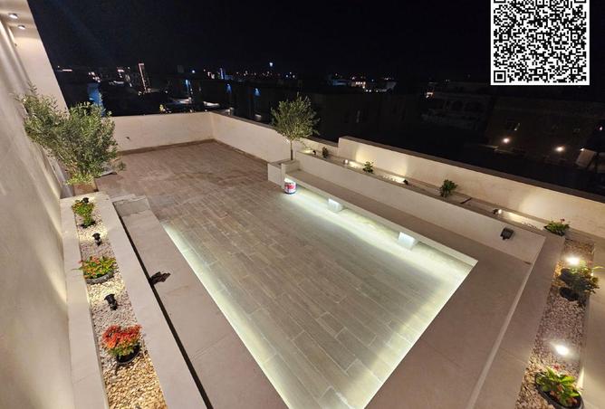 100448477 - Property Image 2