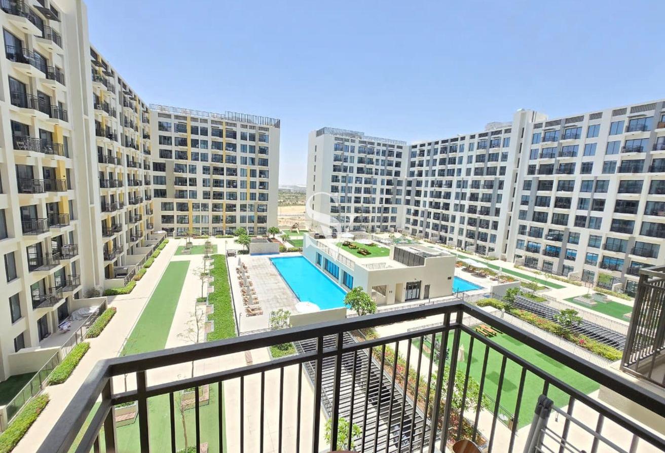 Beautifully Furnished Apartment | UNA Town Square photo 5