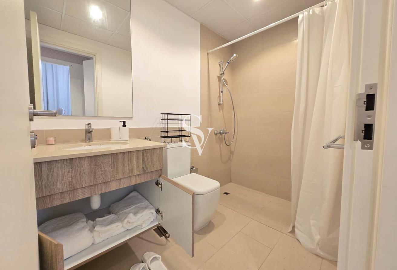 Beautifully Furnished Apartment | UNA Town Square photo 7