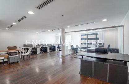 Office Space - Studio for rent in The Regal Tower - Business Bay - Dubai