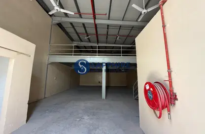 مستودع - استوديو - 1 حمام للايجار في الصجعة الصناعية - الصجعة - الشارقة