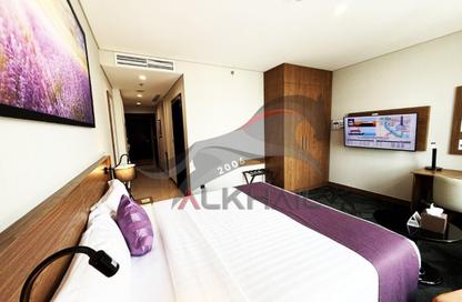 Hotel  and  Hotel Apartment - Studio - 1 Bathroom for sale in Park Lane Tower - Business Bay - Dubai