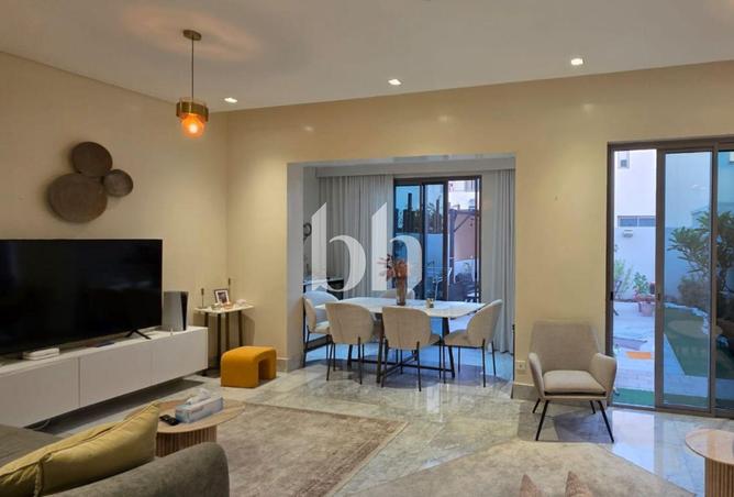 128352328 - Property Image 3