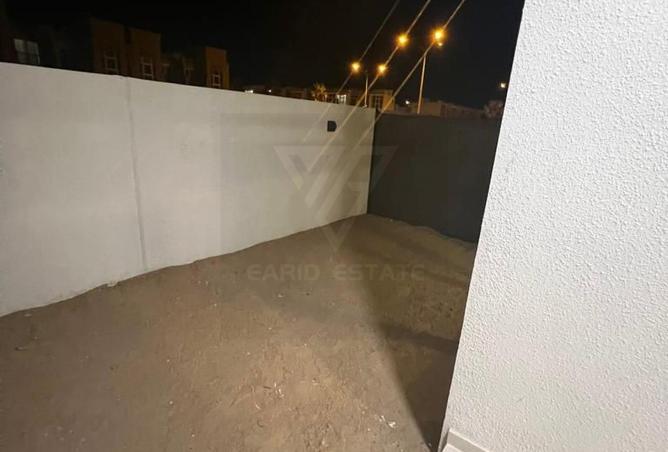 80694334 - Property Image 3