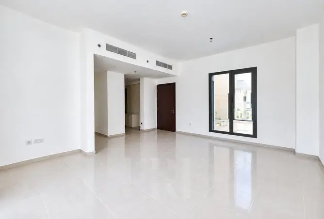 156895402 - Property Image 2