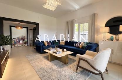 Villa - 3 Bedrooms - 4 Bathrooms for rent in Springs 14 - The Springs - Dubai