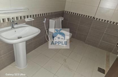 Apartment - 2 Bedrooms - 2 Bathrooms for rent in Muwaileh 3 Building - Muwaileh - Sharjah