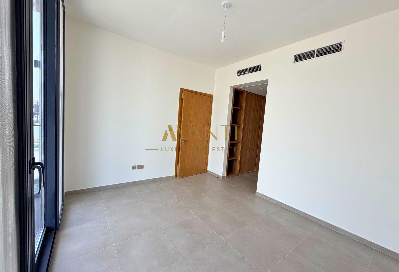 Massive 5BR Villa | Huge Plot | Vaastu Compliant photo 13