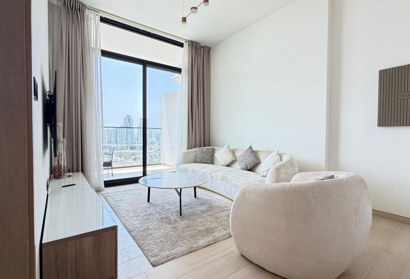 Modern 1BR Apartment | Furnished | Pool View | JVC