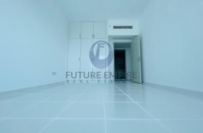 Apartment - 3 Bedrooms - 3 Bathrooms for rent in Zabeel Tower - Sheikh Zayed Road - Dubai