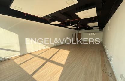 Office Space - Studio - 1 Bathroom for rent in Capital Golden Tower - Business Bay - Dubai