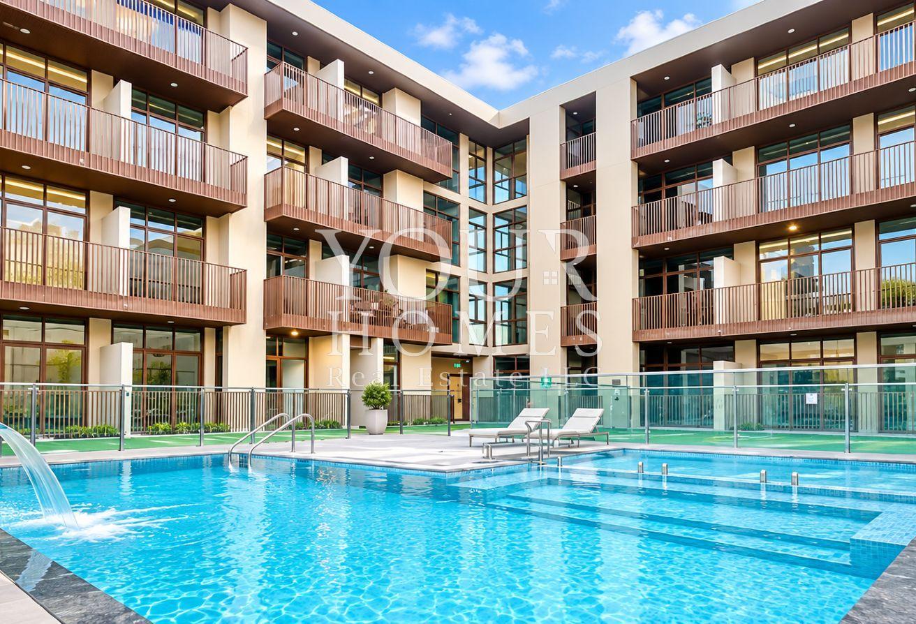 Spacious 1BR | Pool View | Chiller Free photo 4