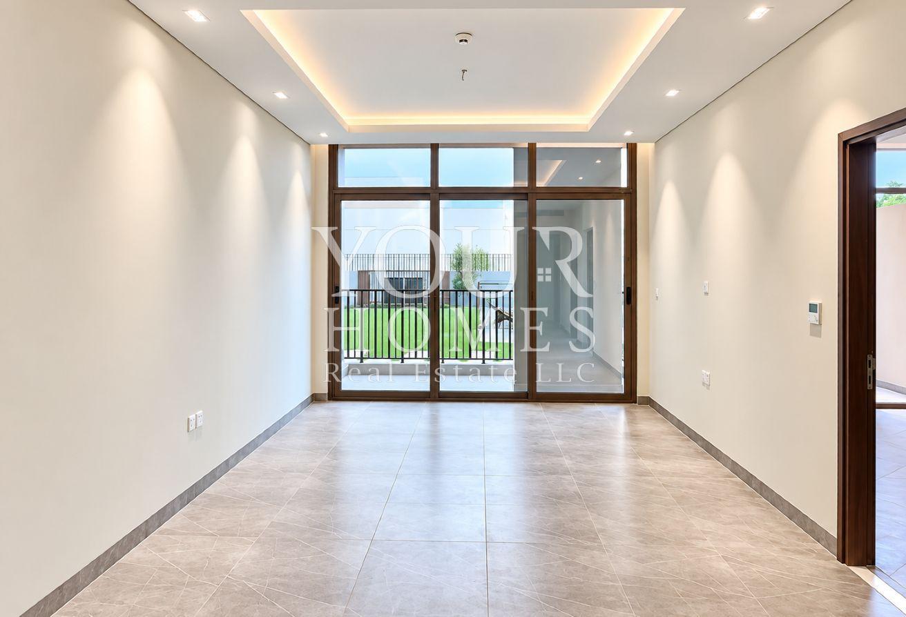 Spacious 1BR | Pool View | Chiller Free photo 5