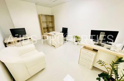 Office Space - Studio - 1 Bathroom for rent in Silver Home Building - Hor Al Anz - Deira - Dubai