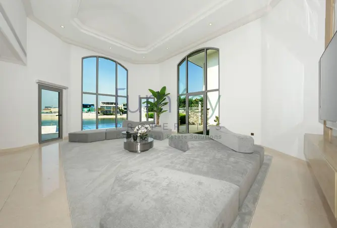 160102366 - Property Image 2