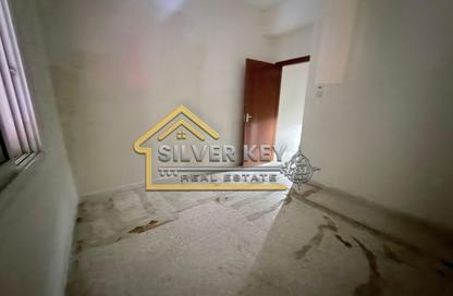 Apartment - 1 Bedroom - 1 Bathroom for rent in Al Dhahri Building - Al Shuwaiheen - Sharjah