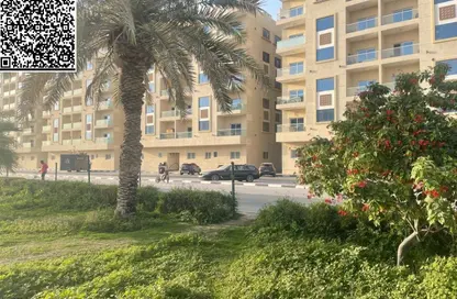 شقة - 2 غرف نوم - 3 حمامات للبيع في قرية الاميرة - الياسمين - عجمان