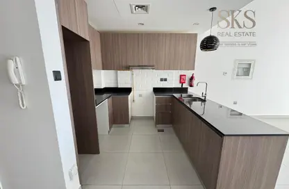 Apartment - 1 Bedroom - 2 Bathrooms for rent in Burj Residence 2 - District 10 - Jumeirah Village Circle - Dubai