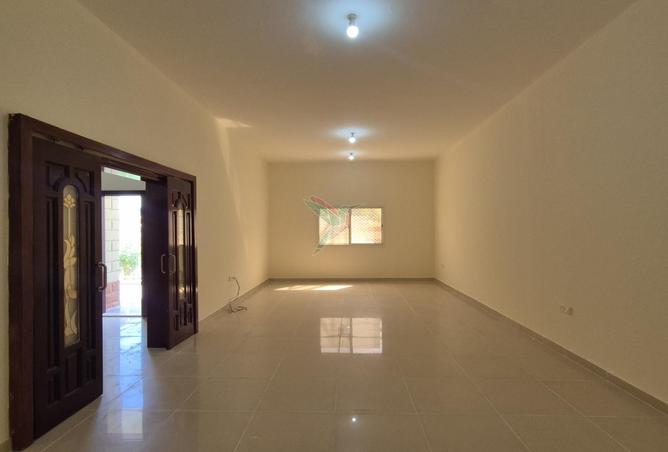 53582925 - صورة العقار 2