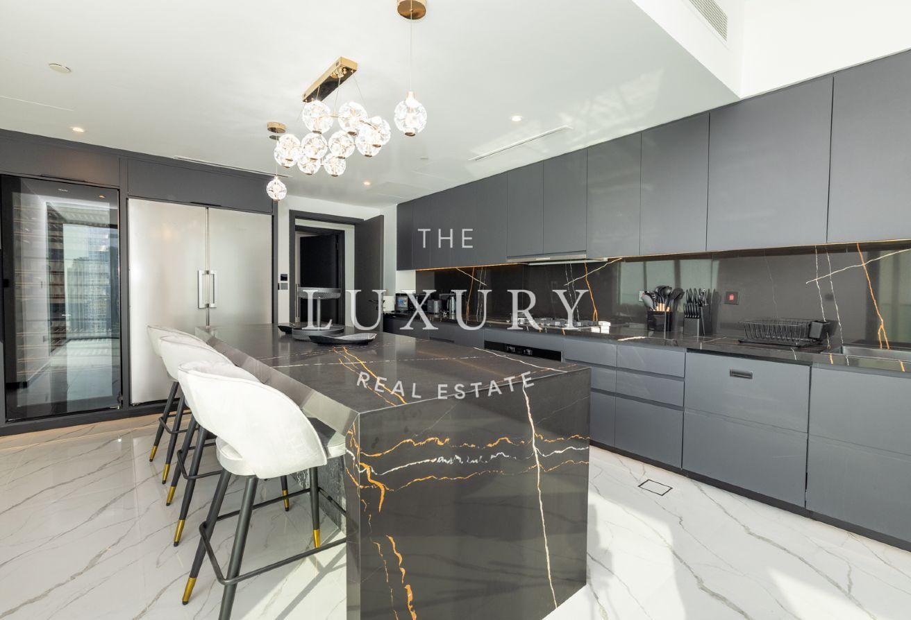 5BR Penthouse | Panoramic Sea Views | Upgraded photo 12