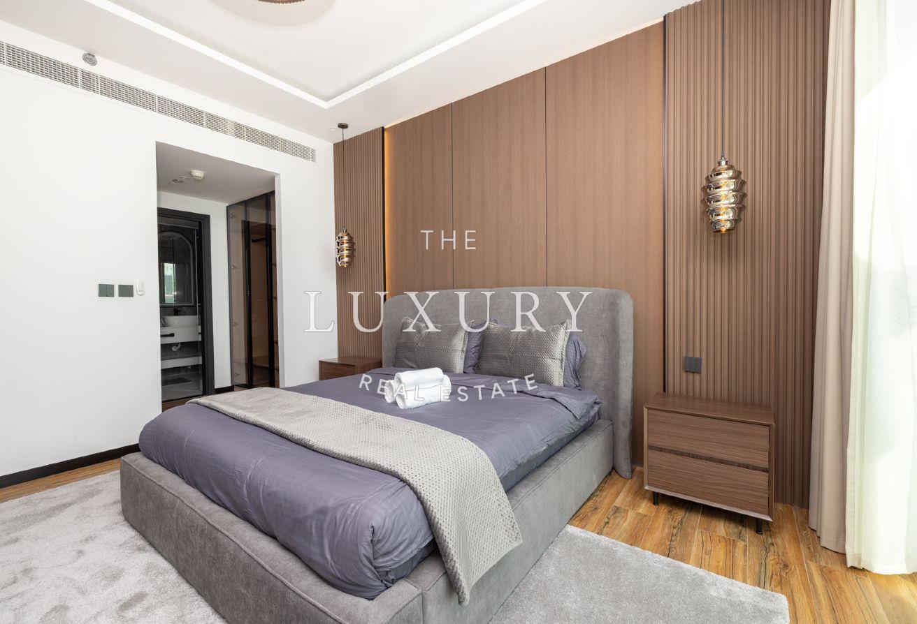 5BR Penthouse | Panoramic Sea Views | Upgraded photo 19