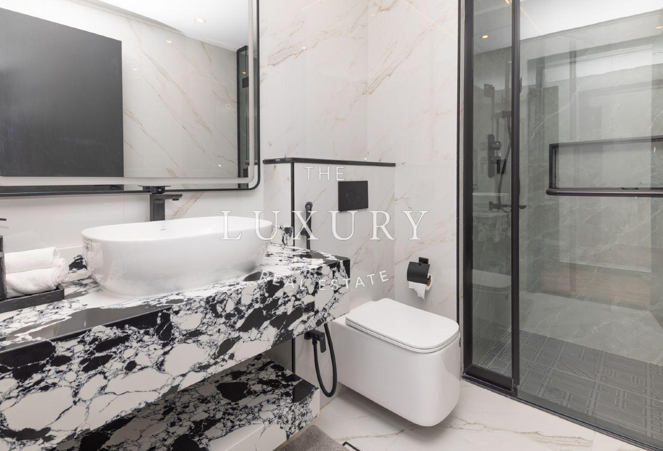 5BR Penthouse | Panoramic Sea Views | Upgraded photo 24