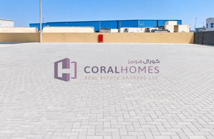 Land - Studio for rent in Umm Ramool - Dubai