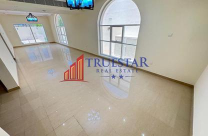 Villa - 4 - 4 for rent in Jumeirah 3 Villas - Jumeirah 3 - Jumeirah - Dubai
