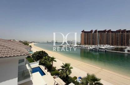Villa - 5 Bedrooms - 6 Bathrooms for rent in Signature Villas Frond A - Signature Villas - Palm Jumeirah - Dubai Villa - 5 Bedrooms - 6 Bathrooms for rent in Signature Villas Frond A - Signature Villas - Palm Jumeirah - Dubai